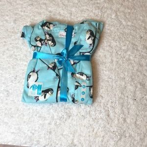 Penguin pajama set Sz XL Women